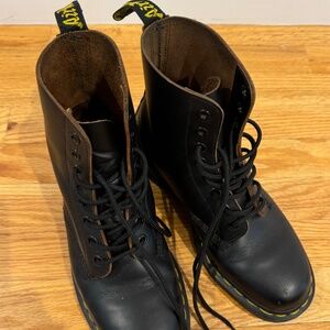 Dr Martens Mens Boots